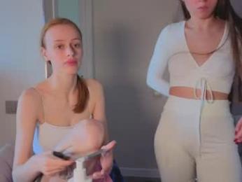 ihavepaws33 webcam model stream image