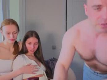 ihavepaws33 webcam model stream image