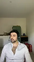 eauminerale webcam model stream image