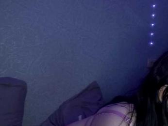 YourSweetPiggy webcam model stream image