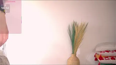 caty_cuddly webcam model stream image