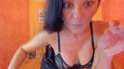 nicol_hot30 webcam model stream image