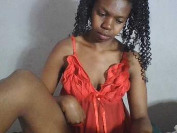 Coquinelara webcam model stream image