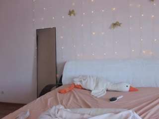 may-flowere webcam camsoda model stream image