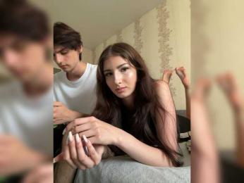 Skynlayer webcam bongacams model stream image