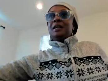 vixenfyre webcam chaturbate model stream image