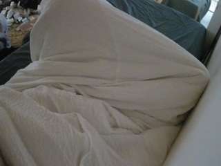 voyeurcam-julmodels-whitebed-4 webcam model stream image
