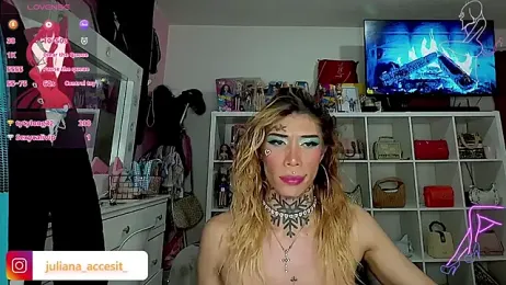 caroline_cossei webcam stripchat model stream image