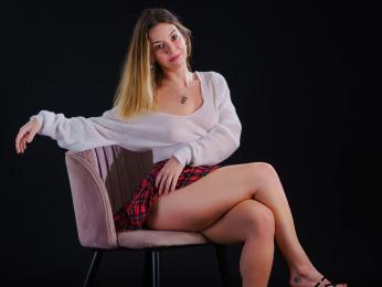 AliceViva webcam model stream image