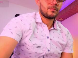 Miller Daniell & Yhen Daniii webcam model stream image