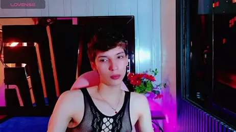 Stefany_PiInk webcam model stream image