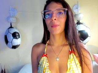 anny-luna webcam model stream image