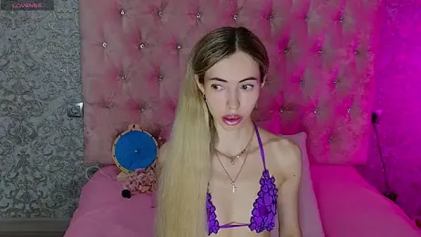 Akilla_Queen webcam model stream image