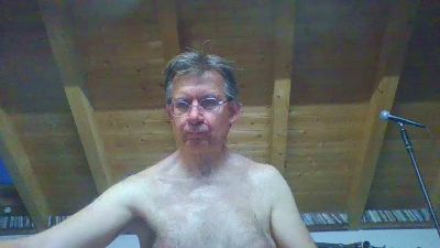 shaggyvery webcam cam4 model stream image