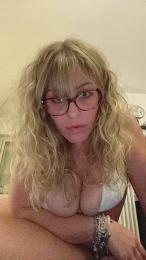 Ginny32 webcam cam4 model stream image