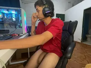 Max_TheHorseDick webcam model stream image