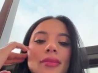kiraalopez webcam model stream image