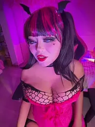 seraphine23 webcam stripchat model stream image