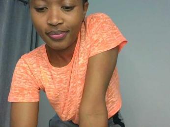 shanizz001 webcam bongacams model stream image