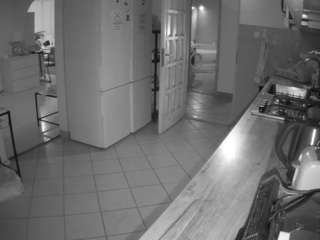 voyeurcam-julmodels-kitchen webcam model stream image