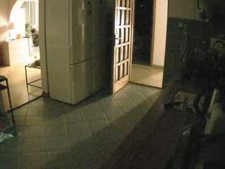 voyeurcam-julmodels-kitchen webcam model stream image