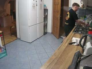 voyeurcam-julmodels-kitchen webcam model stream image
