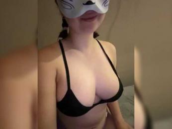 miLisochka webcam bongacams model stream image