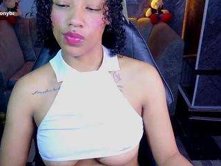 violeth-b webcam model stream image