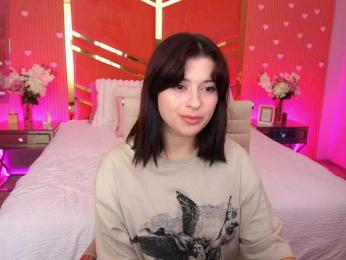 MikiiKiwi webcam bongacams model stream image