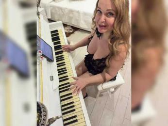 Milf_Zabava webcam model stream image