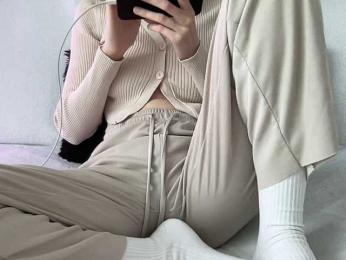 BestyBoobs webcam model stream image