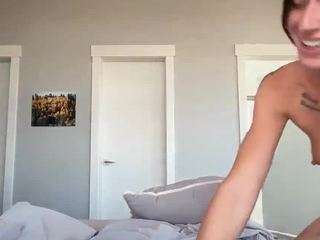 thelittlenative webcam model stream image
