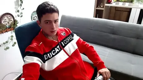 santii_ss webcam model stream image