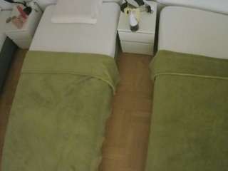 voyeurcam-julmodels-bed-5 webcam camsoda model stream image