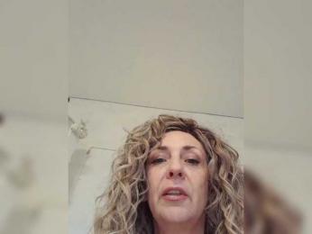 mery8poppins webcam model stream image