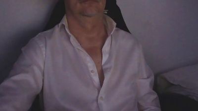 Pad_OBrian webcam model stream image