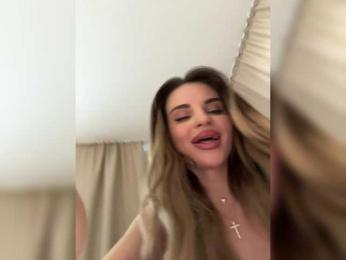 LedyMiya webcam bongacams model stream image