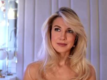 krissone webcam model stream image