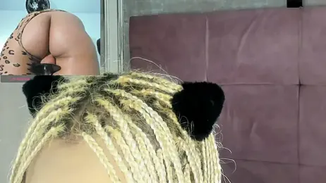 conny__curly webcam stripchat model stream image