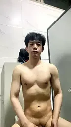 CouplingCry webcam stripchat model stream image