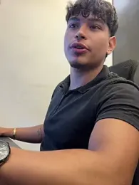 alekzamo webcam model stream image