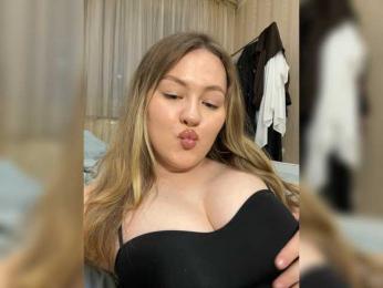 SunshineEmma webcam model stream image