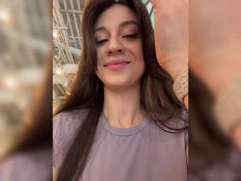 _Meggi_ webcam model stream image