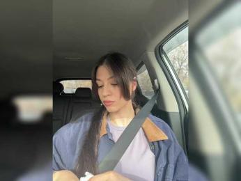 _Meggi_ webcam model stream image