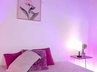 julietalombardi webcam model stream image