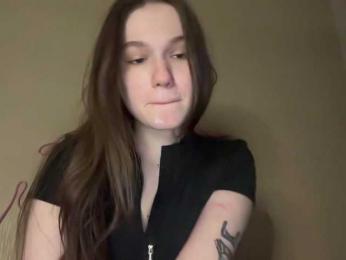 titsDestroy2007 webcam model stream image