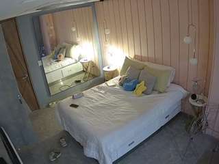 voyeurcam-casa-salsa-bedroom-2 webcam model stream image