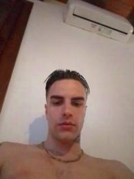 luchino220 webcam cam4 model stream image