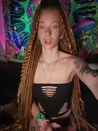 LucidLucy webcam model stream image