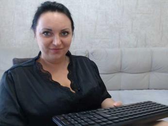 JenniferTheChic webcam bongacams model stream image